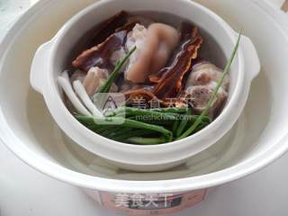 Ganoderma Lucidum Stewed Pig's Trotters recipe