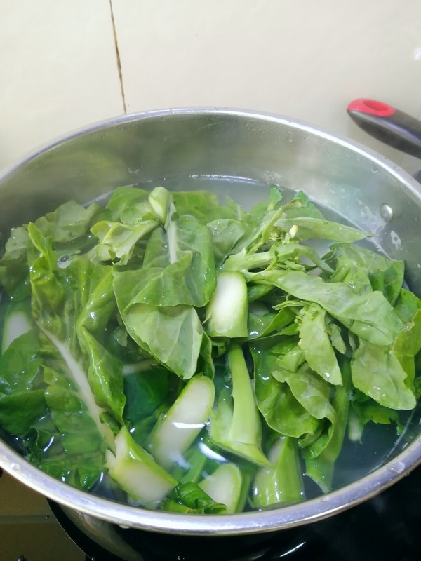 Simple and Delicious~~stir-fried Kale with Cured Meat recipe