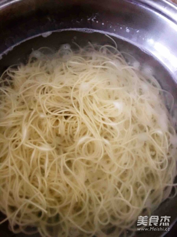 Vinegar Noodle Soup recipe