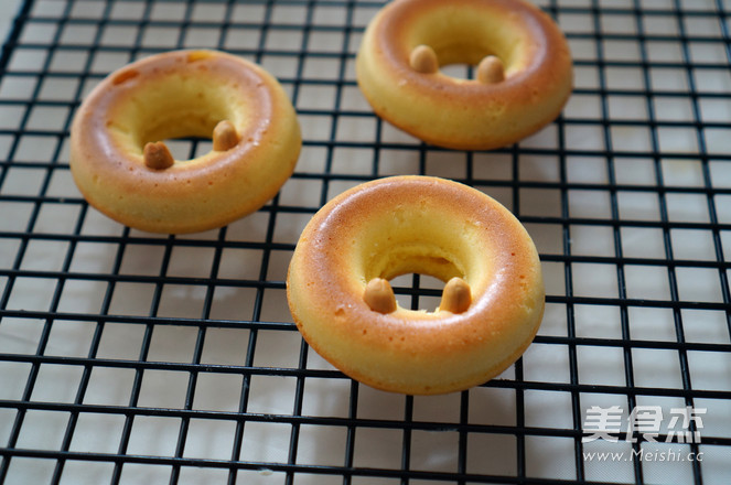 Cartoon Donut Cake recipe