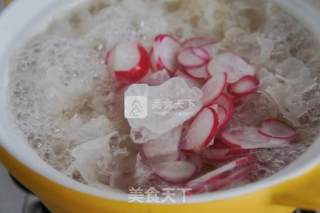 Radish and Rock Sugar Tremella Soup recipe