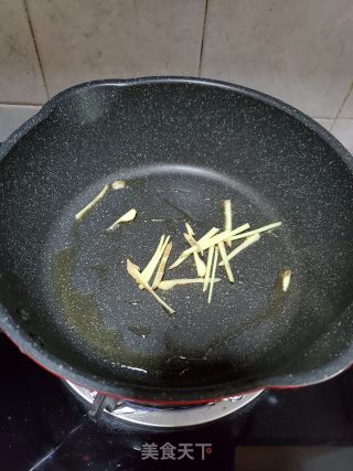 Stir-fried Beef with Carrots and Green Peppers recipe