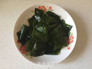 Seaweed Corn Tube Bone Soup recipe