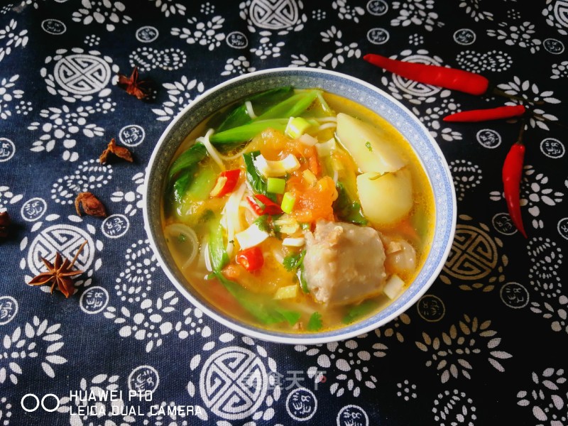 #团圆饭#tomatoes and Oxtail Noodles in Clear Soup recipe