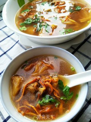 Cordyceps Flower Monkey Mushroom Soup recipe