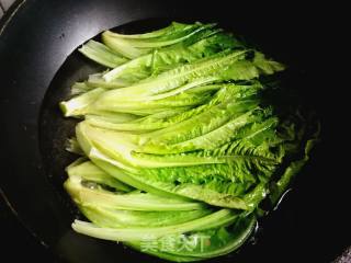 Garlic Vermicelli and Lettuce recipe