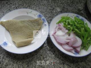 Stir-fried Tripe with Peppers and Onions recipe