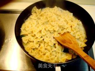 Tuna and Butterfly Spaghetti recipe