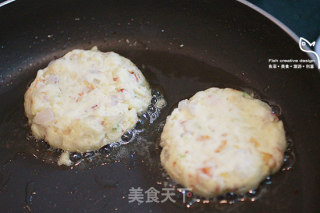 Pan-fried Potato Pancakes with Pineapple Sauce recipe