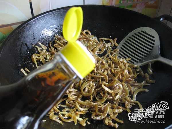 Small Fish Mixed with Black Peanuts recipe