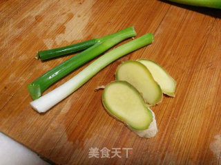 Grilled Yellow Croaker with Garlic recipe