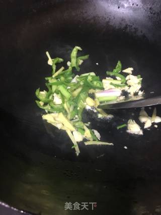 Stir-fried Crab with Ginger and Green Onion recipe