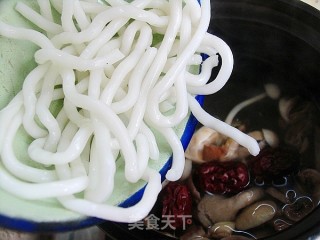 Mushroom Soup Double Noodle Fish Ball recipe