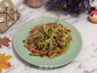Stir-fried Zucchini with Minced Meat and Dried Vegetables recipe