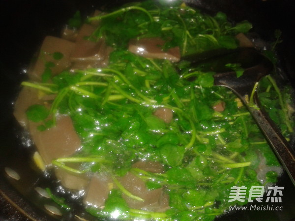 Watercress Pork Blood Soup recipe