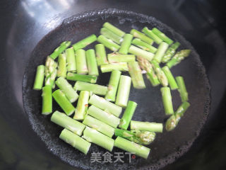 Stir-fried Shrimp with Asparagus recipe