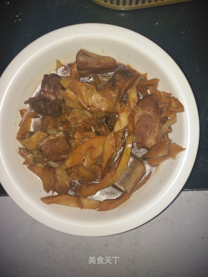 Stewed Pork Ribs with Dried Bamboo Shoots recipe