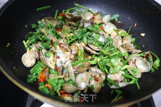 Stir-fried Clams recipe