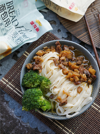 Pork and Lotus Root Noodles recipe