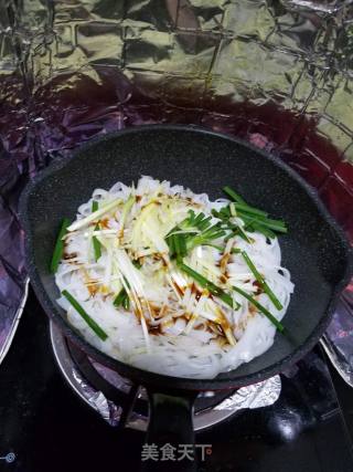 Stir-fried Niuhe recipe