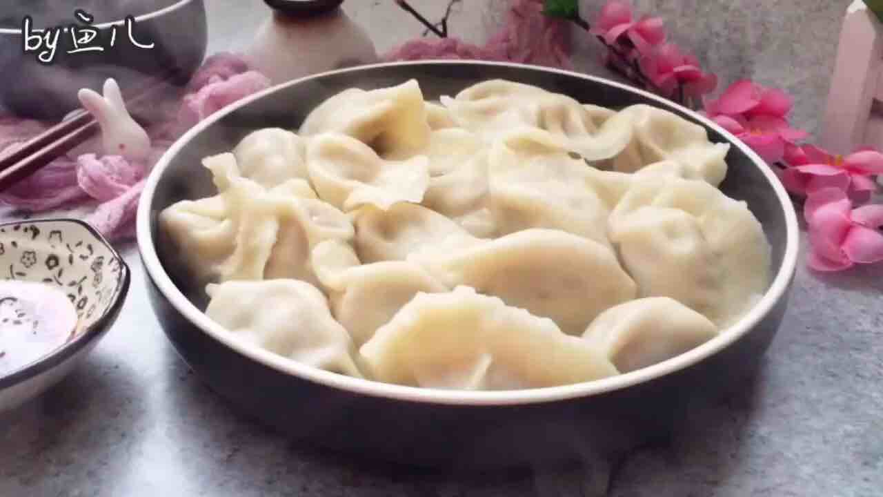 Cabbage Pork Dumplings recipe