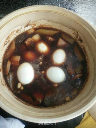 Braised Soybeans with Pork Belly and Eggs recipe