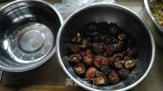Shiitake Mushroom and Onion Pork Bun recipe