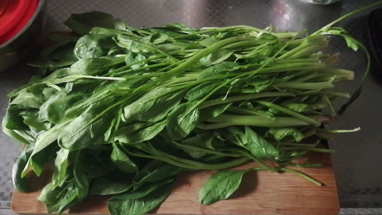 The Most Delicious Way to Eat Spinach recipe