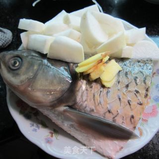 Fish Head Carrot Soup recipe