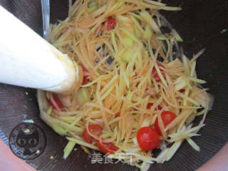 Thai Green Papaya Salad recipe