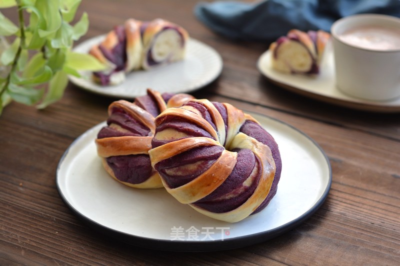 Purple Sweet Potato Bagel