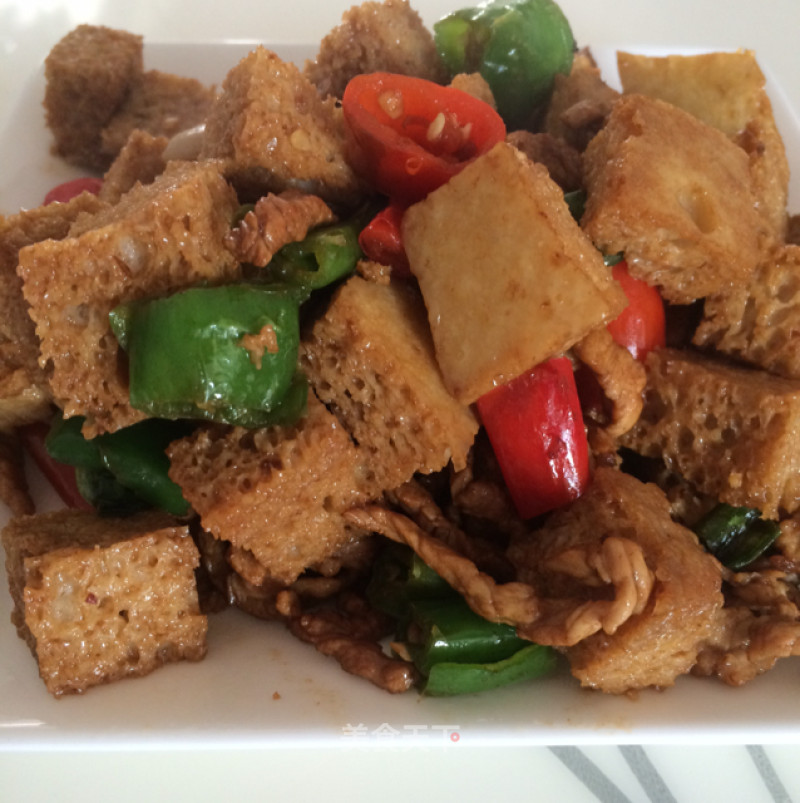 Stir-fried Grilled Wheat Bran with Shredded Pork recipe