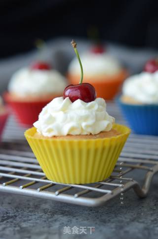 Cherry Cream Cup Cake recipe