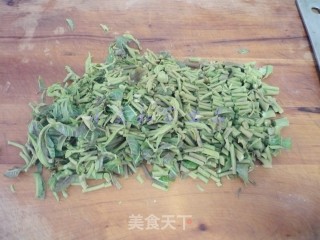 Toon Mixed with Dried Bean Curd recipe