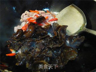 Broccoli Pedicel Black Fungus recipe