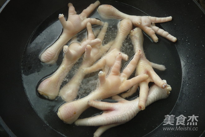 Apple Cider Vinegar Soaked Chicken Feet recipe