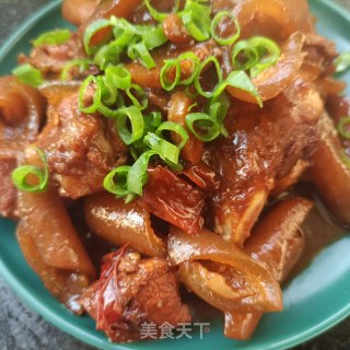 Pork Ribs and Roasted Snow Konjac recipe