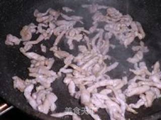 Refreshing Dish-----fried Shredded Pork with Wormwood recipe