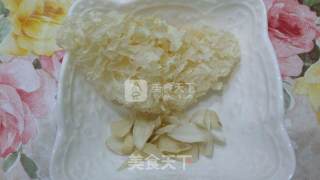 Papaya Tremella Lily Soup recipe