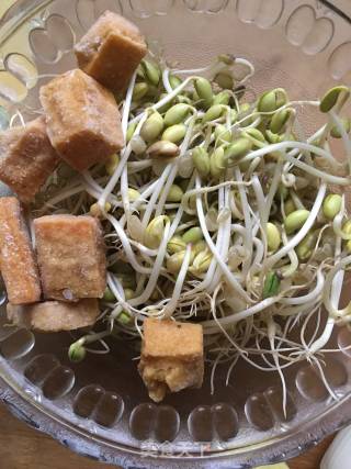 Soy Bean Curd Stew with Bean Sprouts recipe