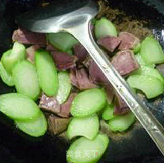 Fried Pork Tongue with Kale recipe