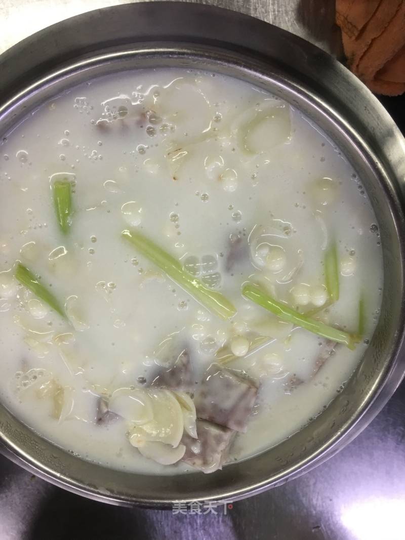 Sweet Taro Cishi Baihe Pot recipe
