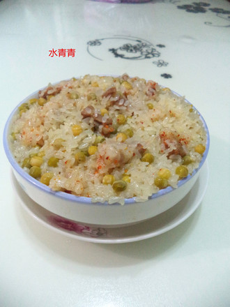 Glutinous Rice with Meat and Sweet Peas