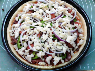 Black Pepper Beef Pizza recipe