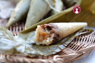 Rose Bean Paste with Fresh Ginseng and Honey Rice Dumplings recipe
