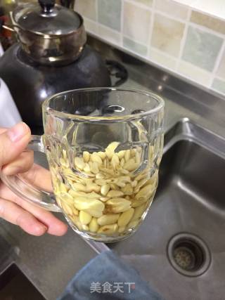 Soy Milk with Red Dates and Soybeans recipe