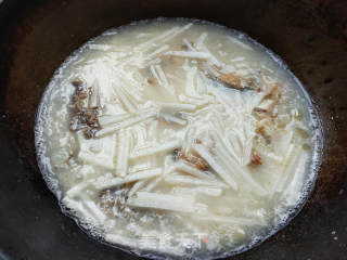 Shredded Carrot Fish Soup recipe