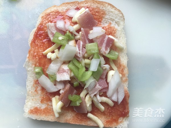 Microwave Version of Toast Pizza recipe