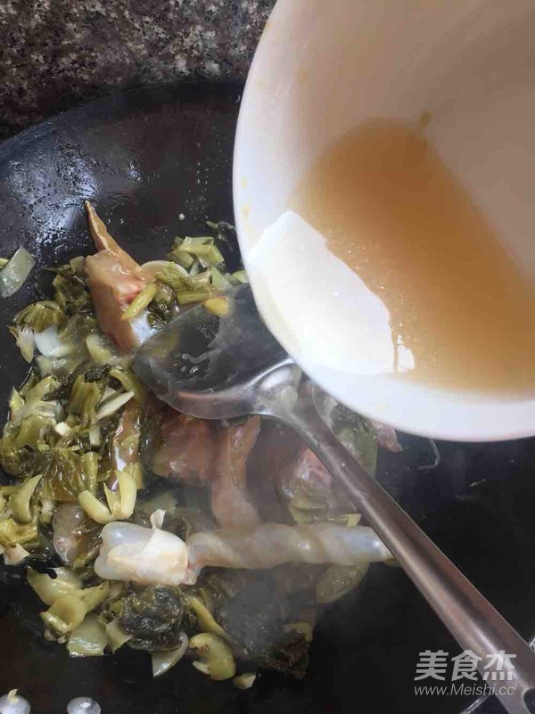 Sauerkraut Boiled Carp recipe