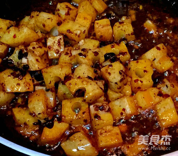 Stir-fried Lotus Root with Minced Beef recipe